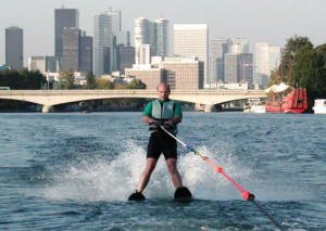 Ski nautique sur la Seine